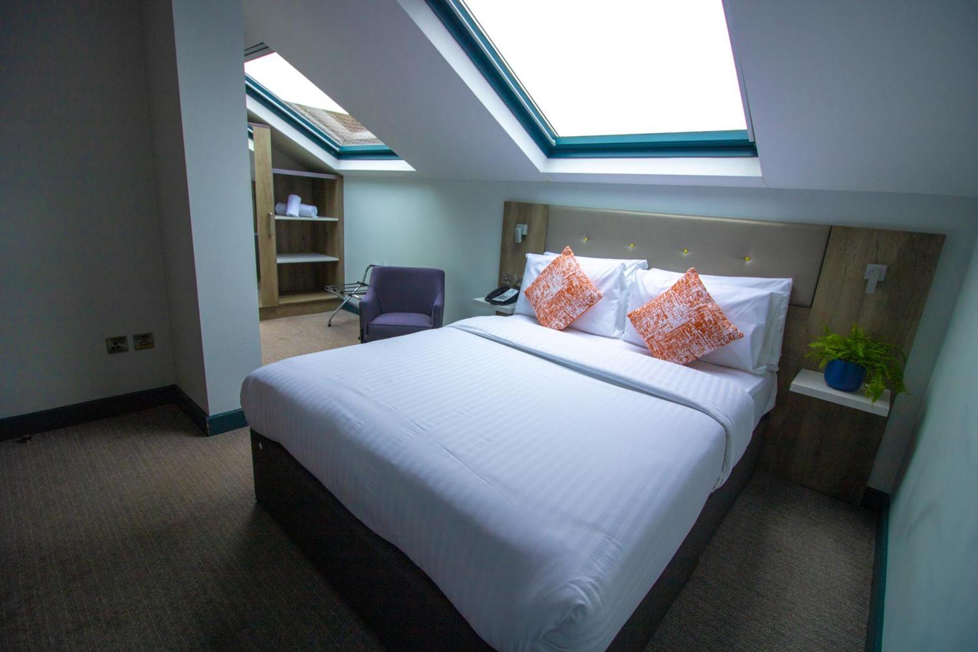Best Western Rockingham Forest Hotel Corby Eksteriør billede